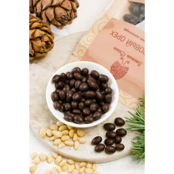 Pine nut kernels in dark chocolate / 150