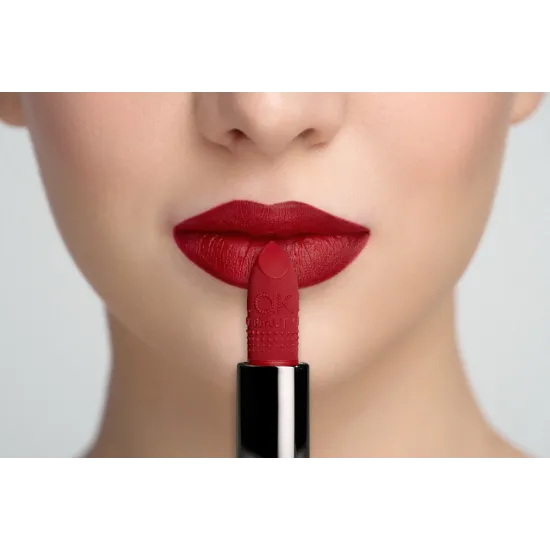 OK BEAUTY LONG LASTING SILK MATTE LIPSTICK tone RUBY OK BEAUTY LONG LASTING SILK MATTE LIPSTICK tone RUBY