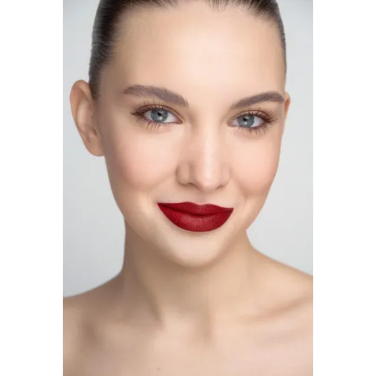 OK BEAUTY LONG LASTING SILK MATTE LIPSTICK tone RUBY OK BEAUTY LONG LASTING SILK MATTE LIPSTICK tone RUBY